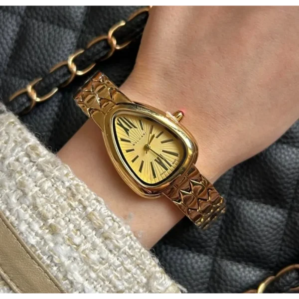 Bvlgari Watch Serpenti Seduttori Full Gold For Women (CS142)