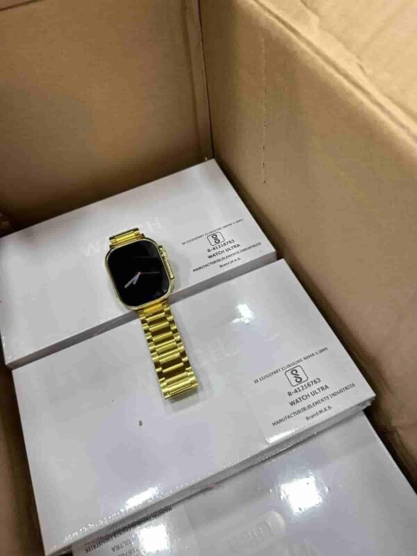 iWatch 8 Ultra with Golden Chain Belt & Ocean Rubber Strap - Image 4